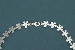 Silberkette Blumenmeer