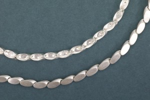 moderne Design-Silberkette "scheibchenweise"